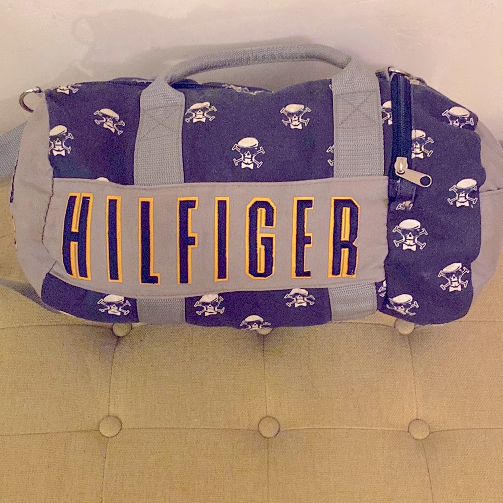 Tommy Hilfiger mini duffel kids overnight bag